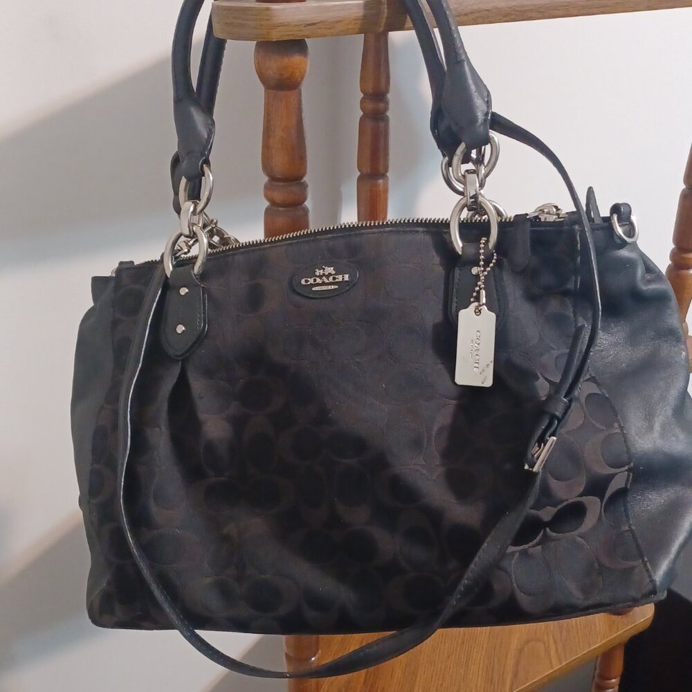 Coach pocket book